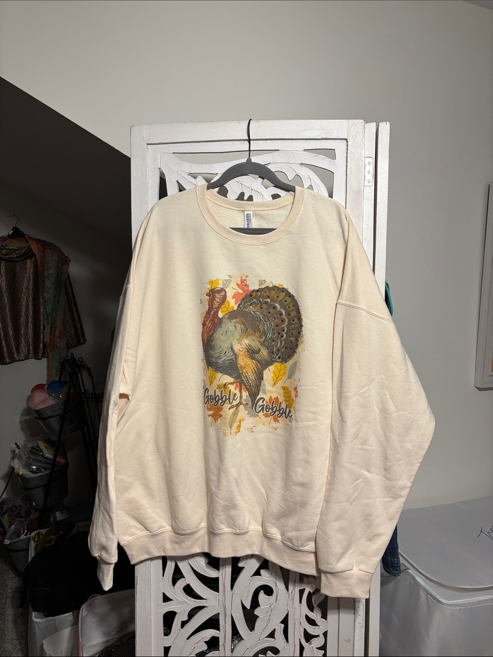 Cream Graphic Turkey Sweatshirt
